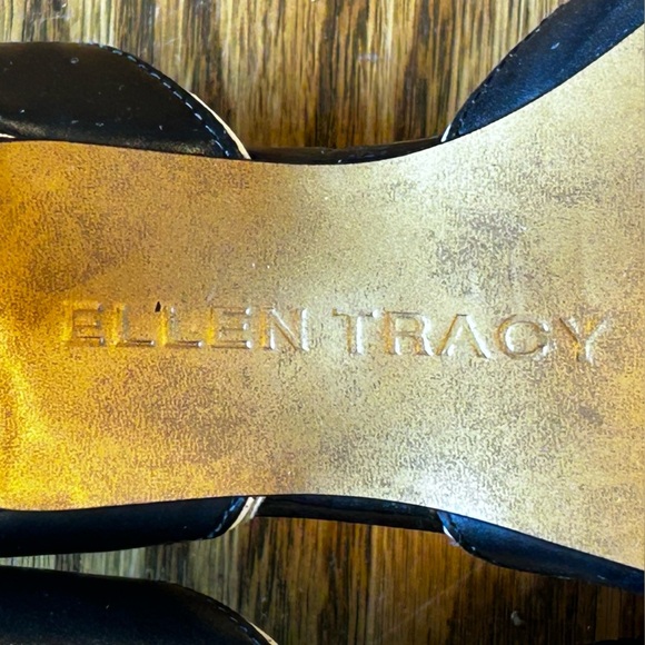 Ellen Tracy Esther Pointed Toe d’Orsay Heel Black Leather Vintage Pattern Sz 6.5 - Picture 7 of 14